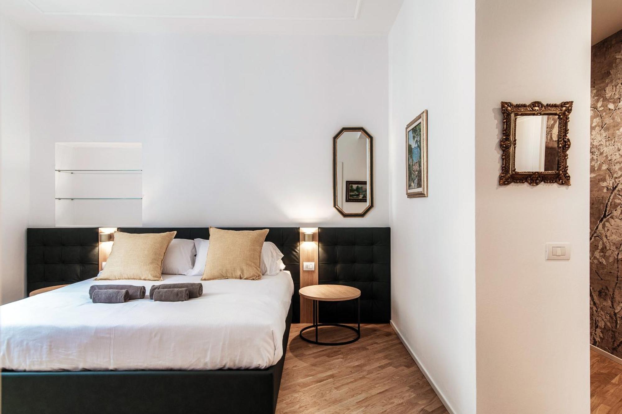 Guesthouse Lake'S Vibes - The House Of Travelers Como Exterior photo